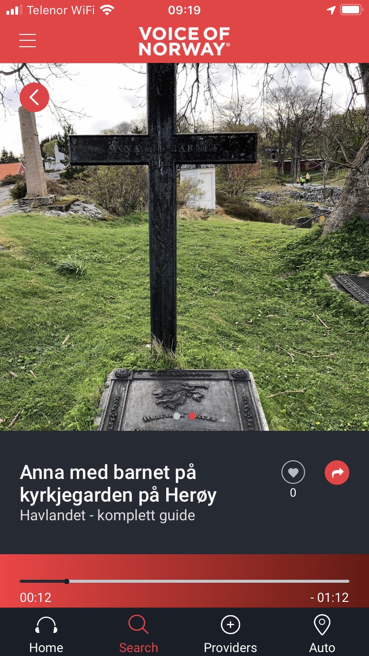 Voice-Of-Norway-Anna-med-barnet-Heroy-kirkegard-audiovisuell-reiseguide-turistguide-app